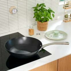 CUISINO Couteau éplucheur Menthe